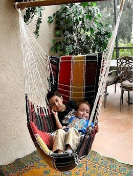 kids-on-hammock.jpg