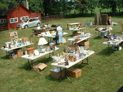 set-up-table-under-the-sun.jpg